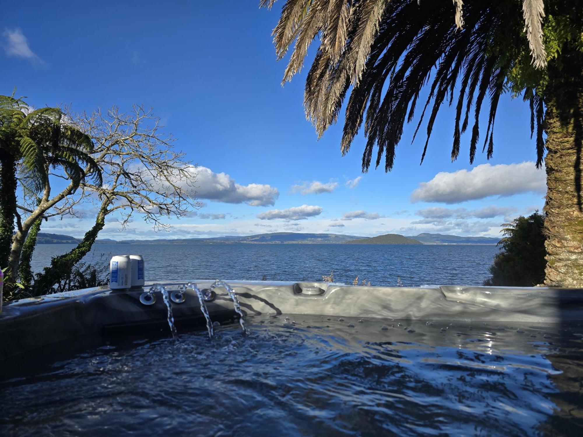 Lake Haven - On The Lakefront Hamurana Buitenkant foto